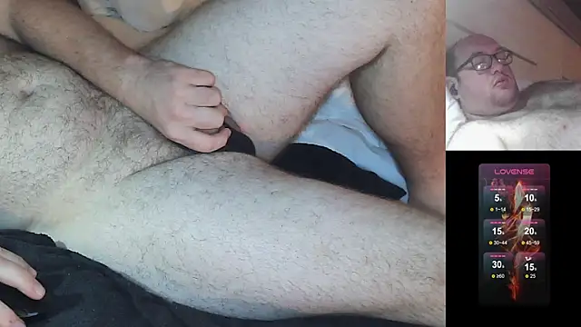 peterpage97 online show from September 17, 6:37 am