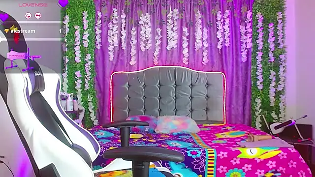 ariana-lopez online show from October 21, 6:18 pm