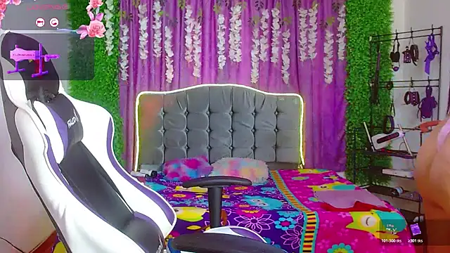 ariana-lopez online show from April 20, 6:09 pm