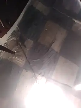 Wero4200 online show from April 11, 8:01 pm