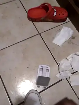 Wero4200 online show from December 13, 8:37 pm