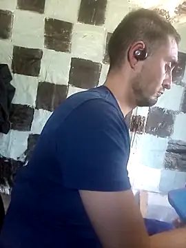 Wero4200 online show from April 4, 6:03 pm