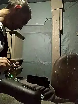 Wero4200 online show from November 8, 9:02 am