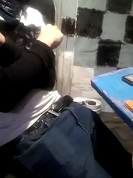 Wero4200 online show from April 18, 1:35 pm