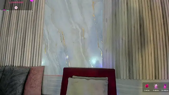 Snapshot of BriannaChelsea chatting on June 8, 11:55 am BriannaChelsea online show from June 8, 11:55 am