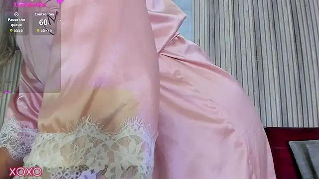 BriannaChelsea online show from October 29, 12:04 pm