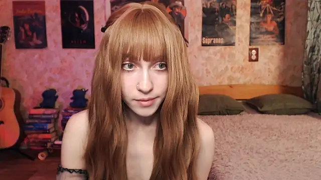 Friendly Ellie online show from November 5, 11:19 pm