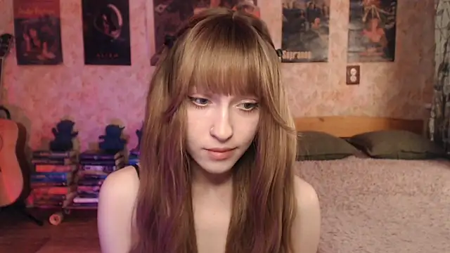 Friendly Ellie online show from May 2, 12:27 am