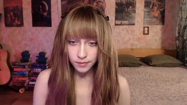 Friendly Ellie online show from June 2, 12:32 am