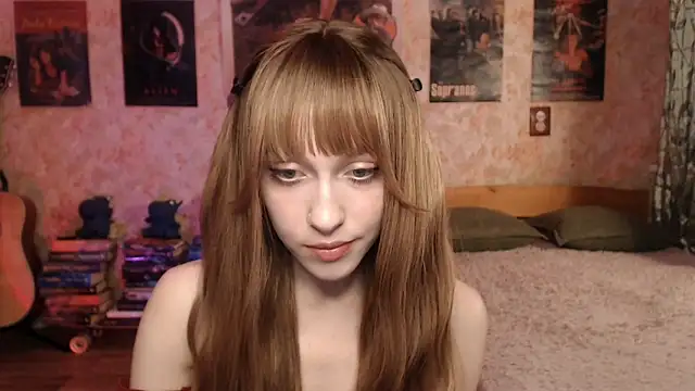 Friendly Ellie online show from March 16, 11:18 pm