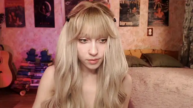 Friendly Ellie online show from March 5, 11:16 pm