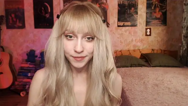 Friendly Ellie online show from March 12, 2:20 am