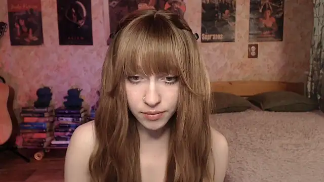 Friendly Ellie online show from April 16, 1:23 pm