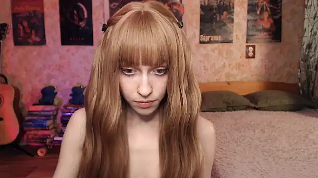 Friendly Ellie online show from December 5, 1:10 pm