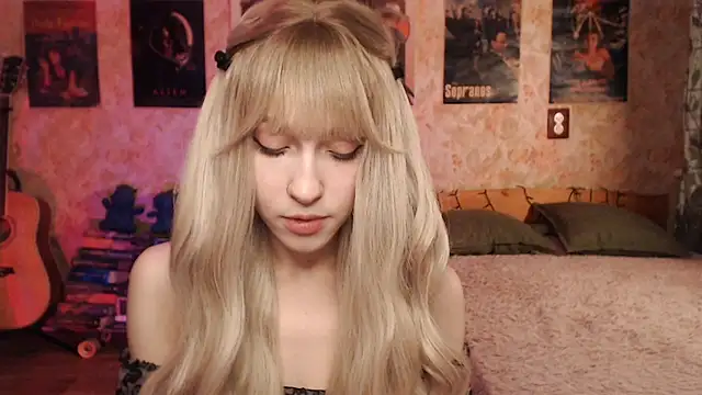 Friendly Ellie online show from March 10, 12:07 am