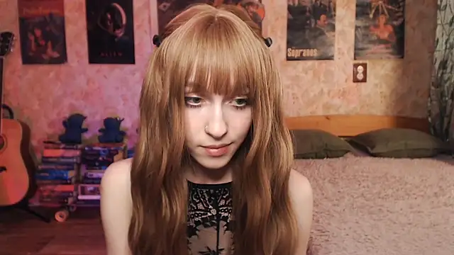 Friendly Ellie online show from October 28, 1:21 pm