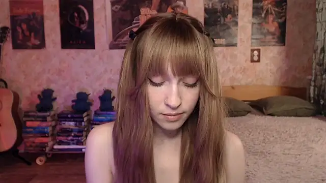 Friendly Ellie online show from April 19, 12:28 pm