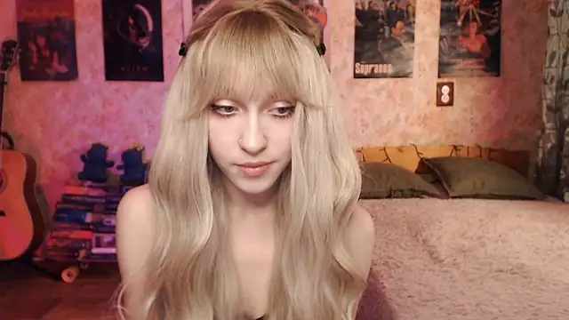 Friendly Ellie online show from March 2, 11:17 pm