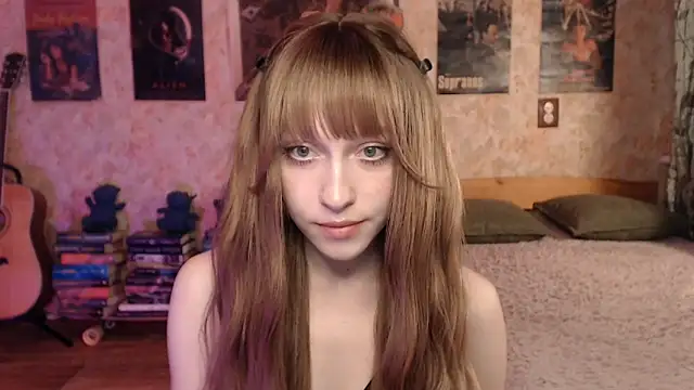 Friendly Ellie online show from May 9, 12:25 am