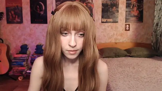 Friendly Ellie online show from December 4, 1:21 pm