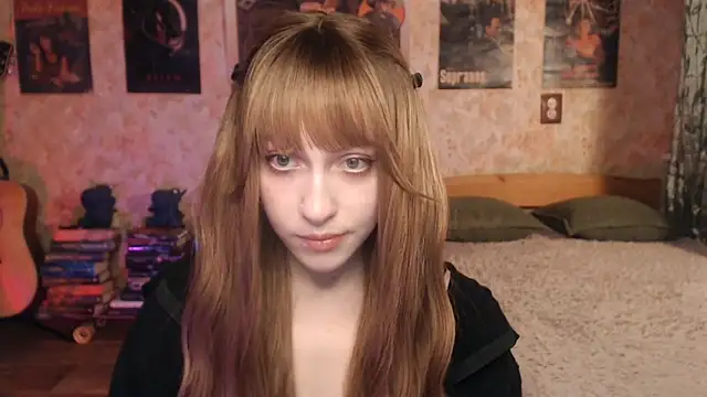 Friendly Ellie online show from March 23, 11:26 pm