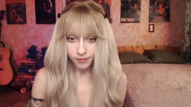 Friendly Ellie online show from March 18, 12:17 pm