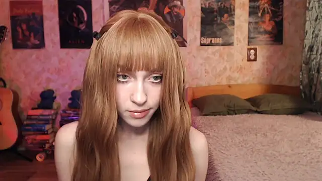 Friendly Ellie online show from December 3, 11:25 pm