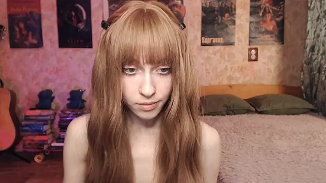 Friendly Ellie online show from November 30, 1:39 am