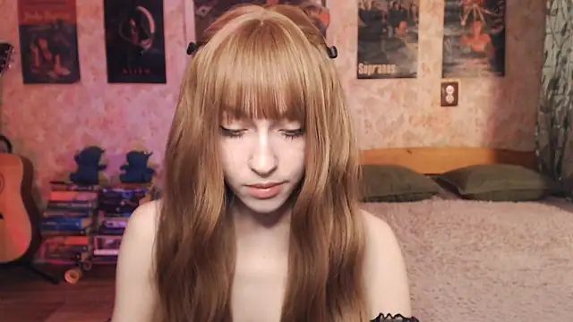 Friendly Ellie online show from October 26, 12:22 am