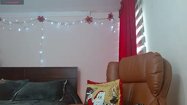 ISABEEL SOFIA01 online show from January 14, 9:07 pm