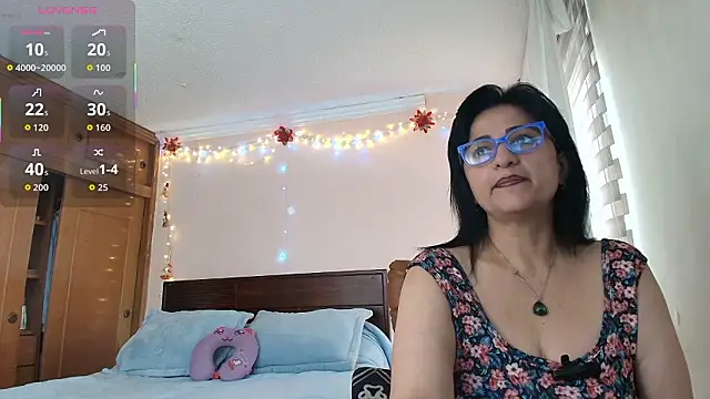 ISABEEL SOFIA01 online show from March 17, 1:03 pm