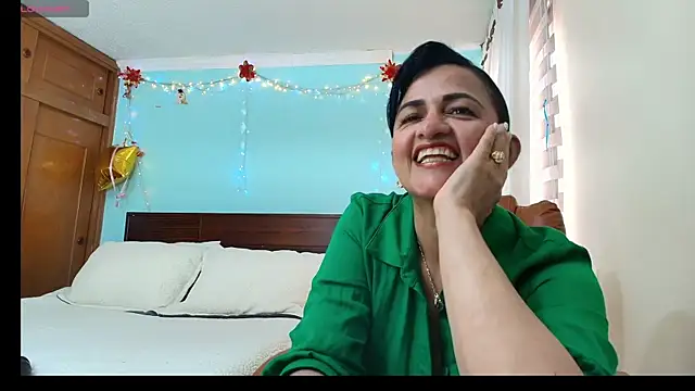 Snapshot of ISABEEL_SOFIA01 chatting on July 18, 7:33 pm ISABEEL SOFIA01 online show from July 18, 7:33 pm