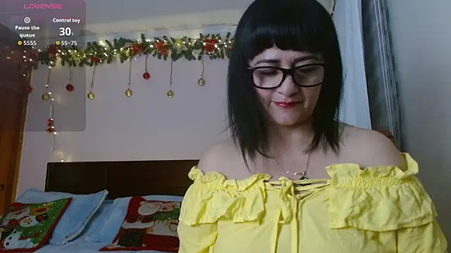 ISABEEL SOFIA01 online show from December 17, 10:31 am