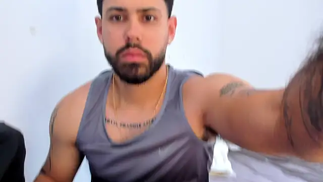 Justyn Torres online show from October 29, 1:43 pm