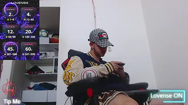 freestyle blake1 online show from February 18, 2:09 am