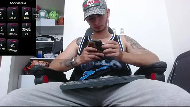 freestyle blake1 online show from October 4, 6:31 pm