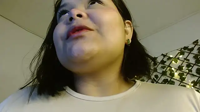 Snapshot of sexychubby___ chatting on March 11, 5:46 am sexychubby    online show from March 11, 5:46 am