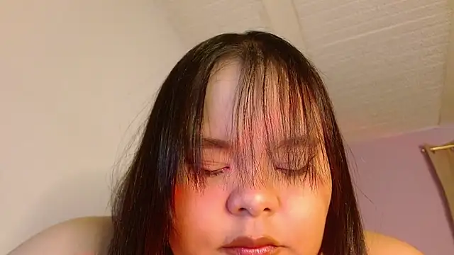 sexychubby    online show from May 8, 9:07 pm