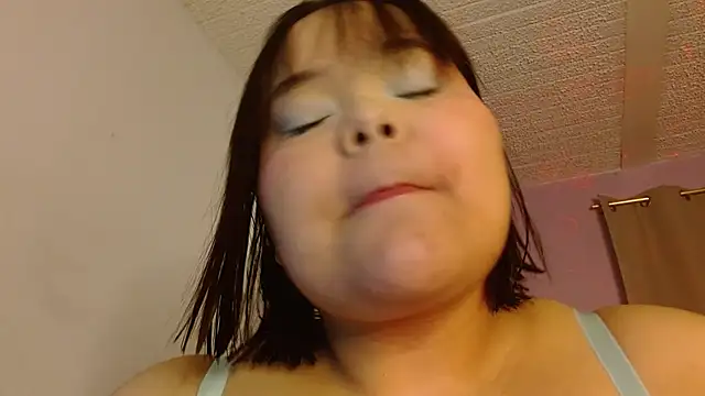 sexychubby    online show from May 13, 6:26 pm