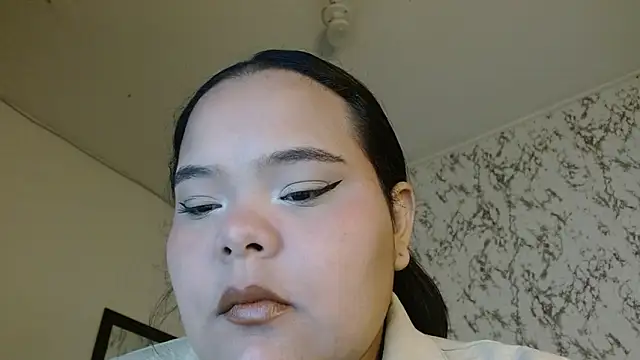 sexychubby    online show from December 5, 5:11 pm