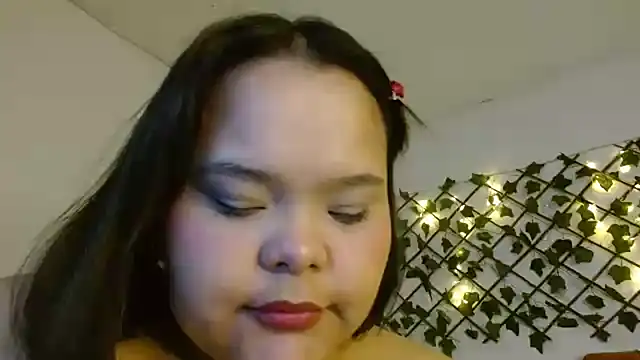 Snapshot of sexychubby___ chatting on February 24, 6:38 am sexychubby    online show from February 24, 6:38 am