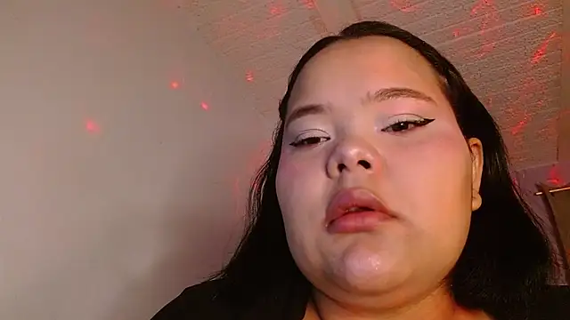 sexychubby    online show from March 30, 9:05 pm