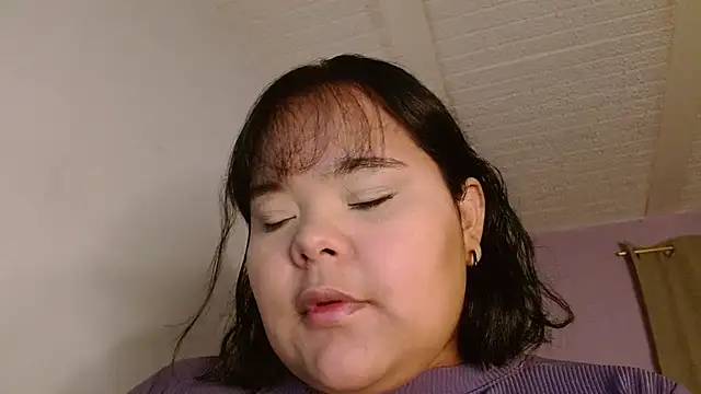 sexychubby    online show from March 29, 4:52 pm