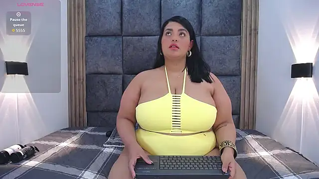 AmandaRousel online show from October 29, 3:00 pm