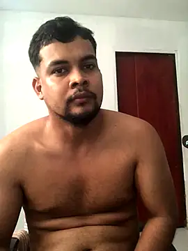 ElsecretodeBruno online show from December 2, 7:04 pm