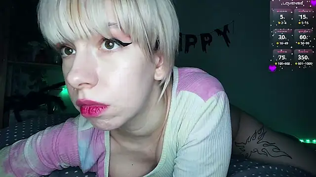 Snapshot of cruellagoth666 chatting on December 3, 4:11 pm cruellagoth666 online show from December 3, 4:11 pm