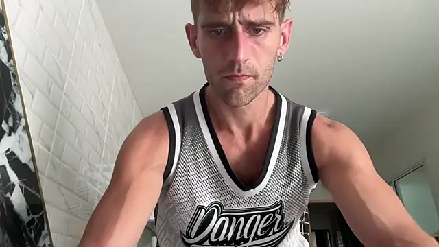 lukegunn online show from March 13, 3:00 am