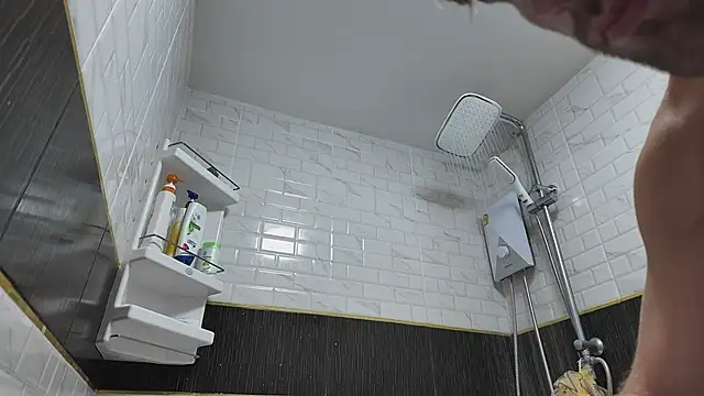 lukegunn online show from September 9, 10:52 pm