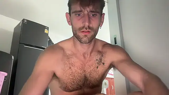 lukegunn online show from December 25, 11:20 pm