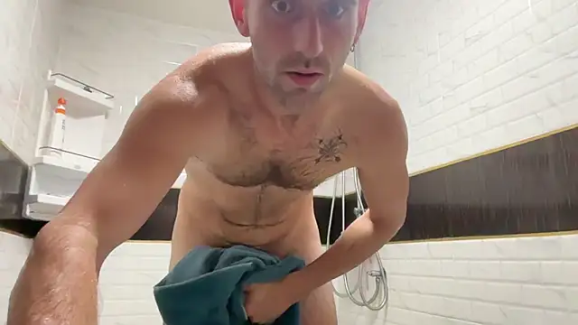 lukegunn online show from January 7, 11:24 pm